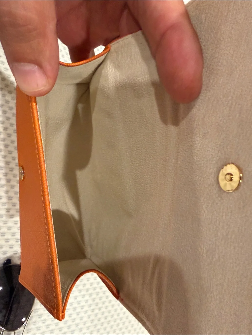 Tory Burch Polarized Aviator Sunglasses w/ bag and Saffiano case